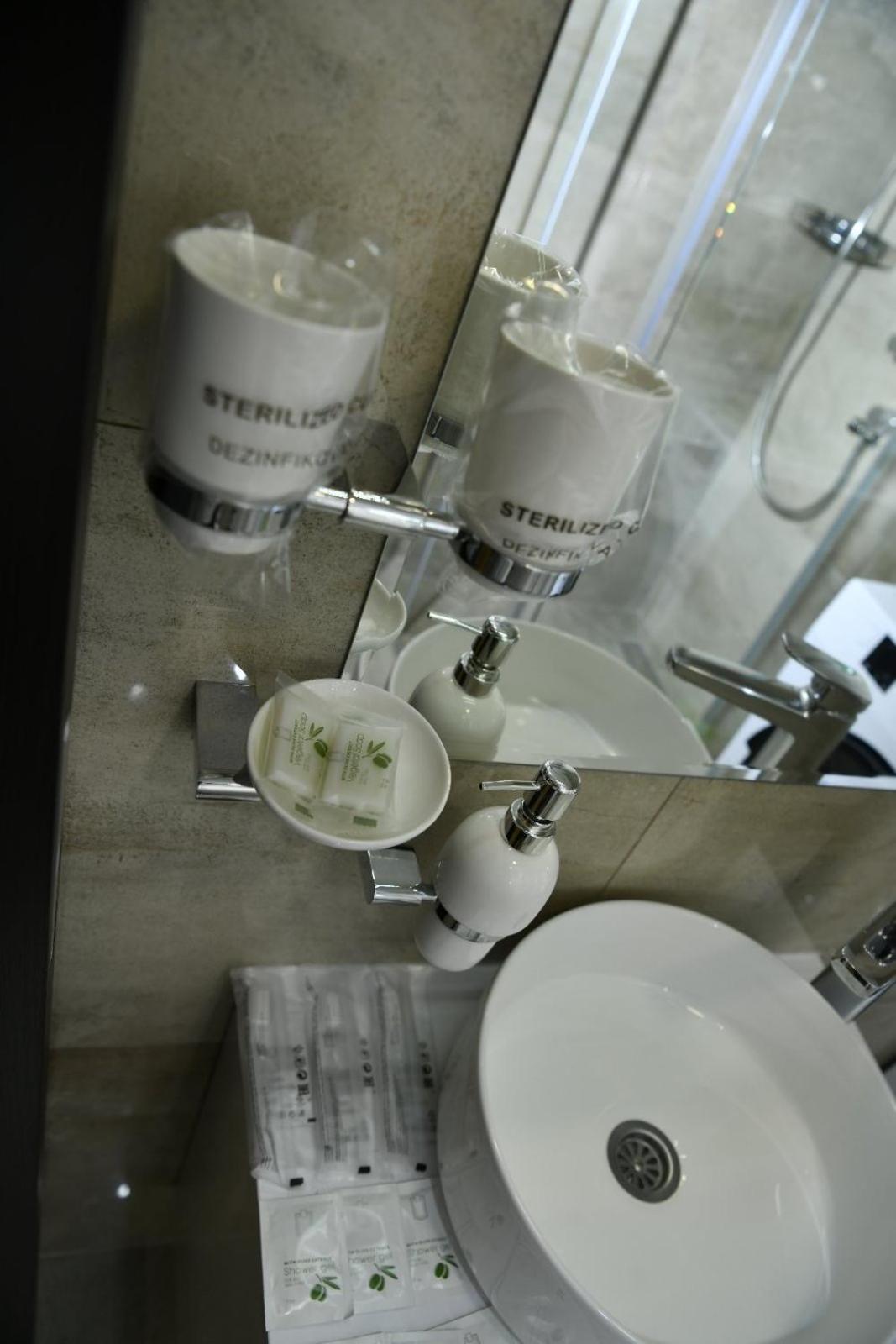 Viktor Lux Apartment *