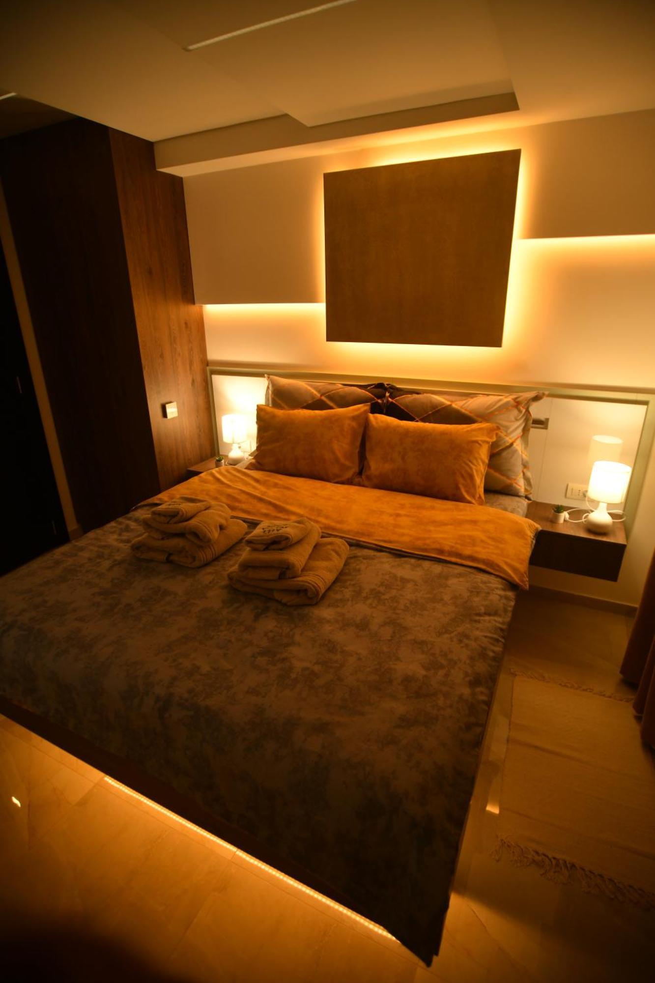 Viktor Lux Apartment